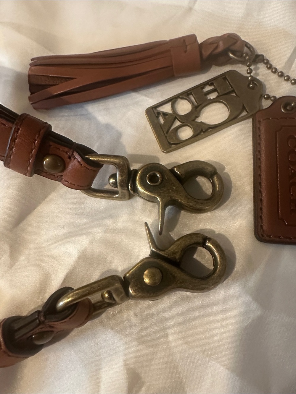 Coach Tan Leather Replacement Strap and Hangtags/Tassel for Mini Willis - Picture 2 of 6